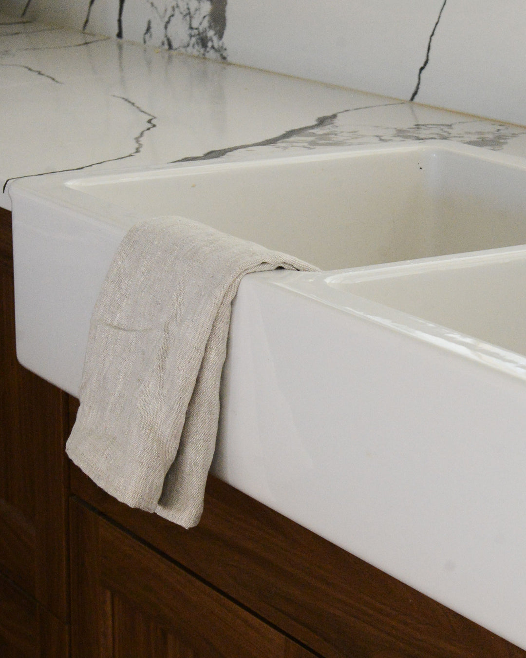 Albertine dish towel