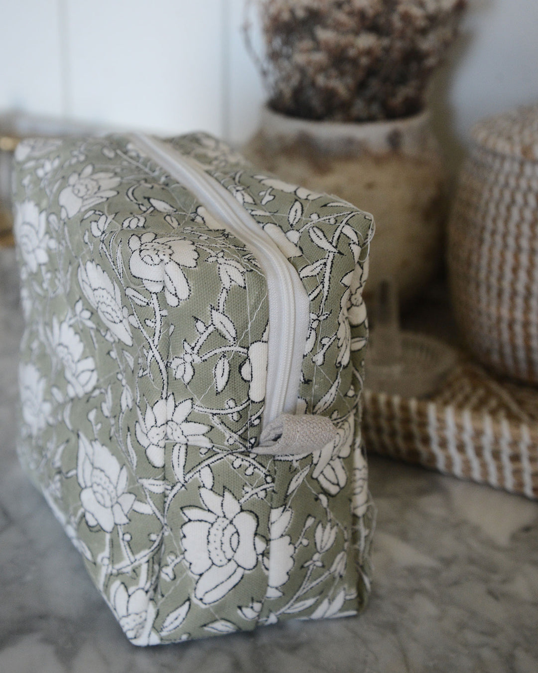 Aimée pouch