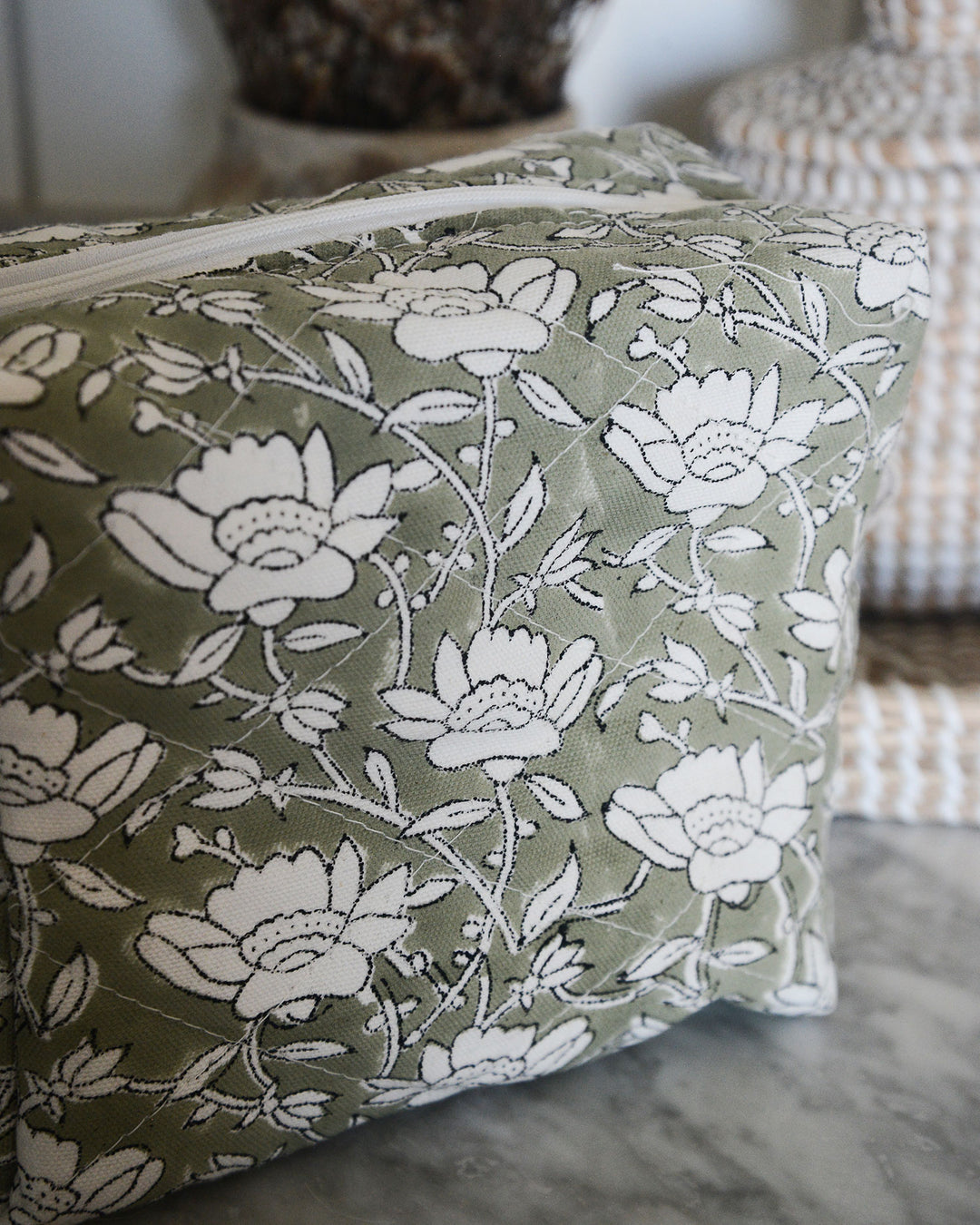 Aimée pouch