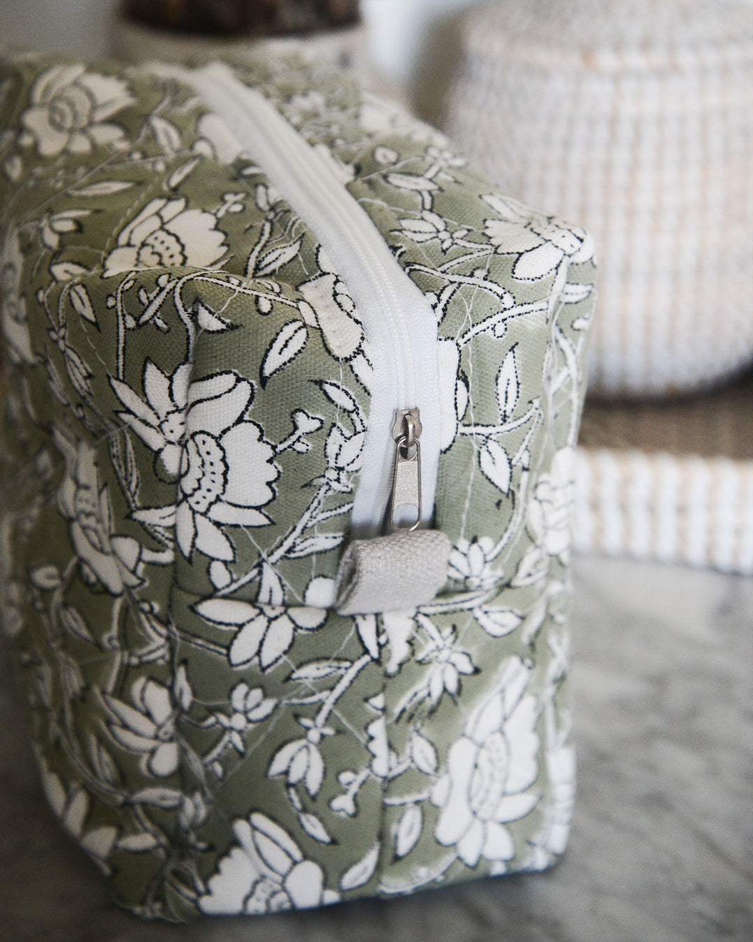 Aimée pouch