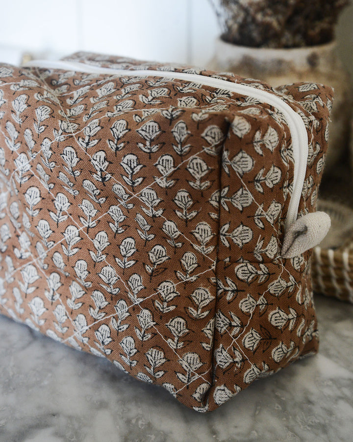 Noémie pouch